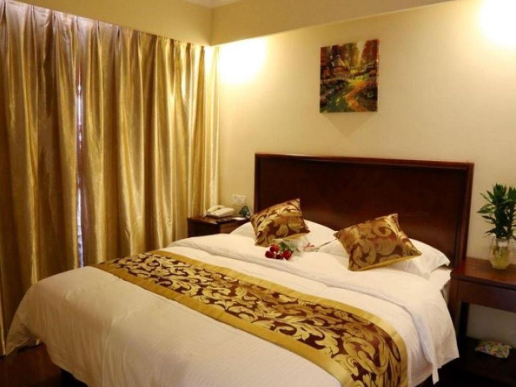 Greentree Inn Suzhou Industrial Zone Yangcheng Lake Weiting Mong Kok Express Hotel Eksteriør bilde