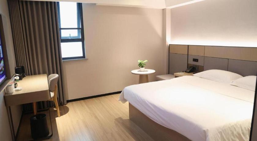 Greentree Inn Suzhou Industrial Zone Yangcheng Lake Weiting Mong Kok Express Hotel Eksteriør bilde
