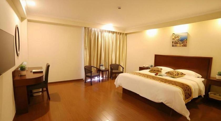 Greentree Inn Suzhou Industrial Zone Yangcheng Lake Weiting Mong Kok Express Hotel Eksteriør bilde