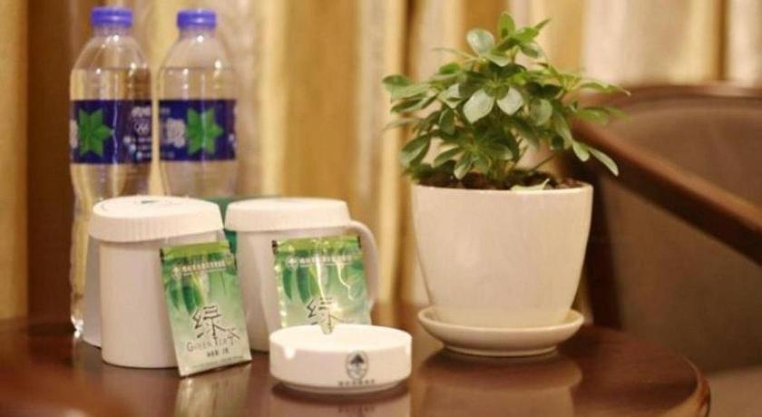Greentree Inn Suzhou Industrial Zone Yangcheng Lake Weiting Mong Kok Express Hotel Eksteriør bilde