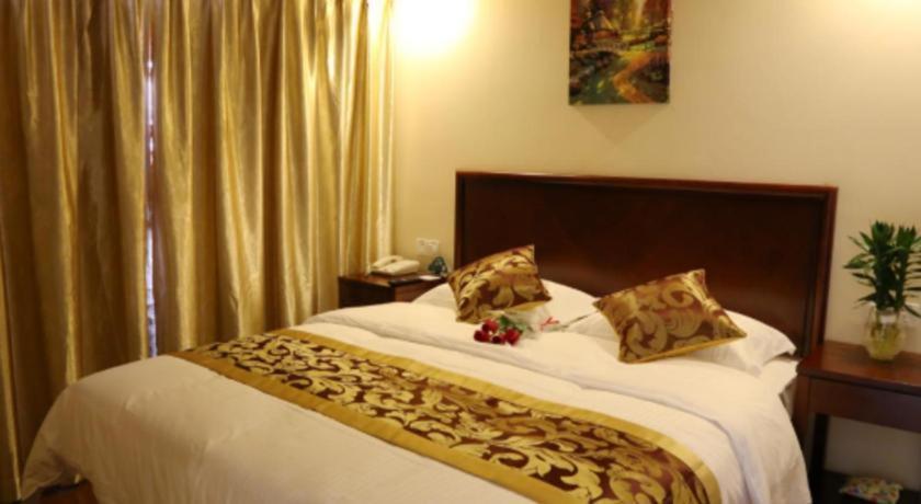 Greentree Inn Suzhou Industrial Zone Yangcheng Lake Weiting Mong Kok Express Hotel Eksteriør bilde